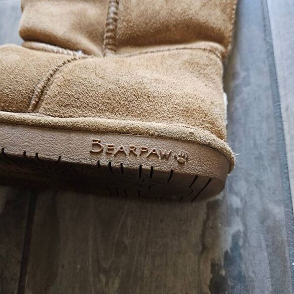 Bearpaw Marissa Boots - Picture 5 of 9